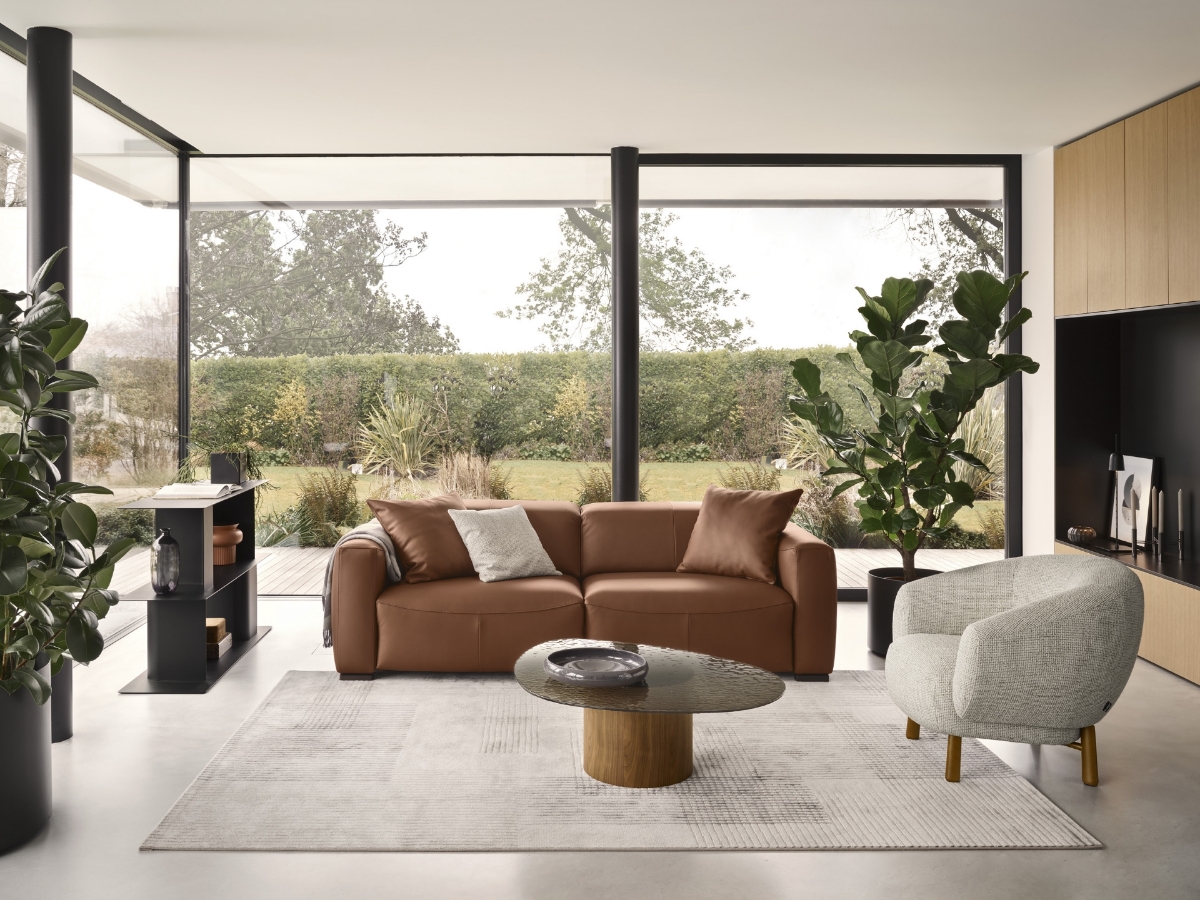 Ιταλικός καναπές Wave Calligaris με φαρδιά μαξιλάρια και σύγχρονη αισθητική στην Αθήνα