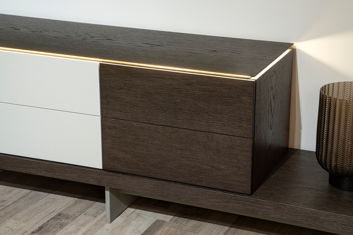 Βιβλιοθήκη με φωτισμό dimmer και αποθηκευτικό χώρο τύπου μπουφέ