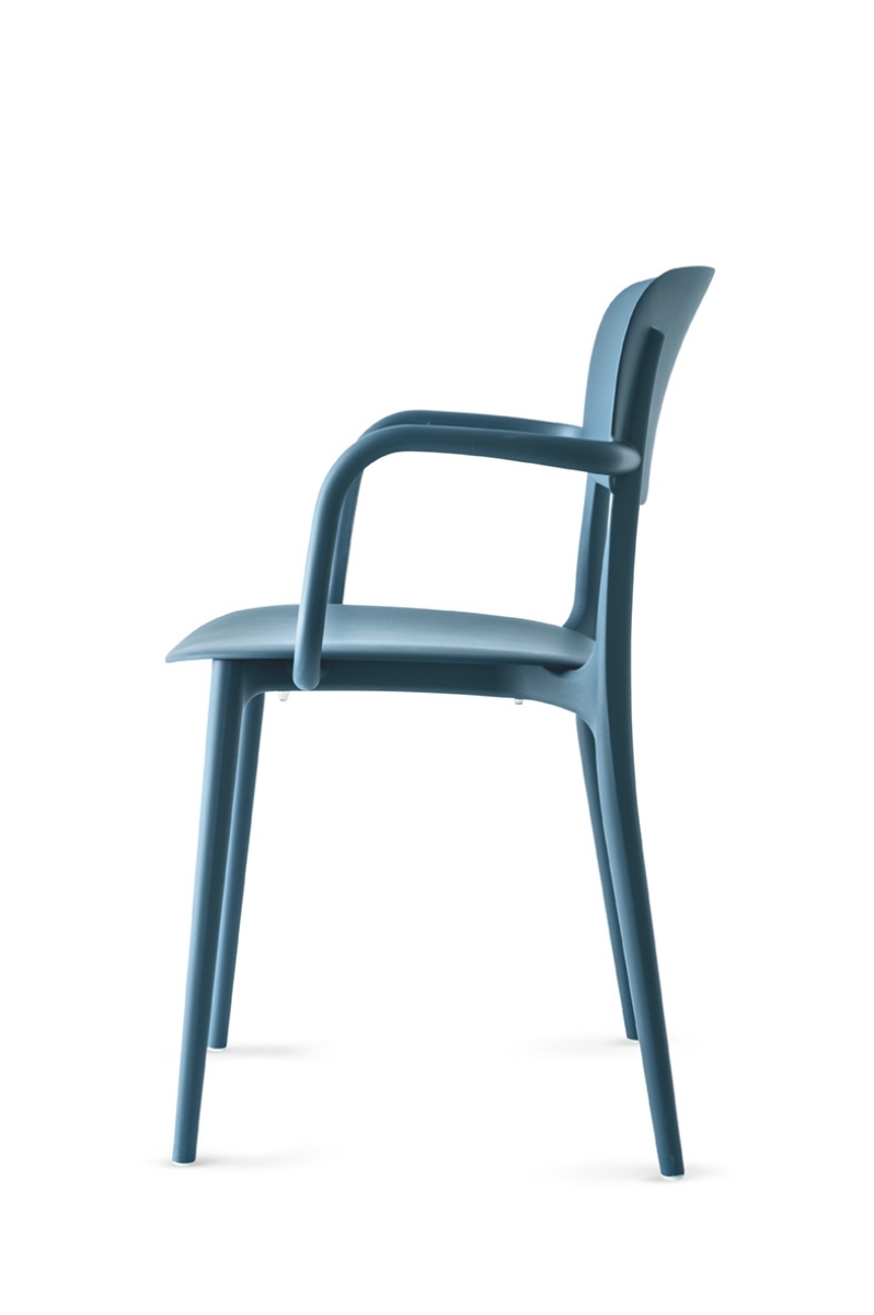 Εκθεσιακή καρέκλα Liberty με μπράτσα που δεν σπάει κατάλληλη για εξωτερικό χώρο