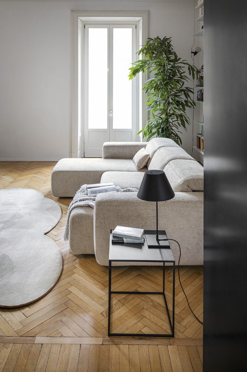 Μεταλλικό τετράγωνο τραπεζάκι industrial στυλ