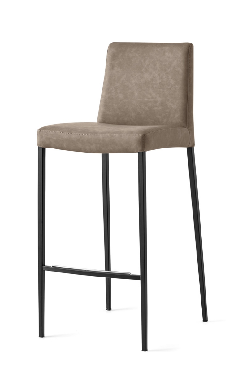 Μοντέρνο σκαμπό μπαρ Aida Calligaris με μεταλλικό σκελετό Αθήνα Adamopoulos Casa Ideale