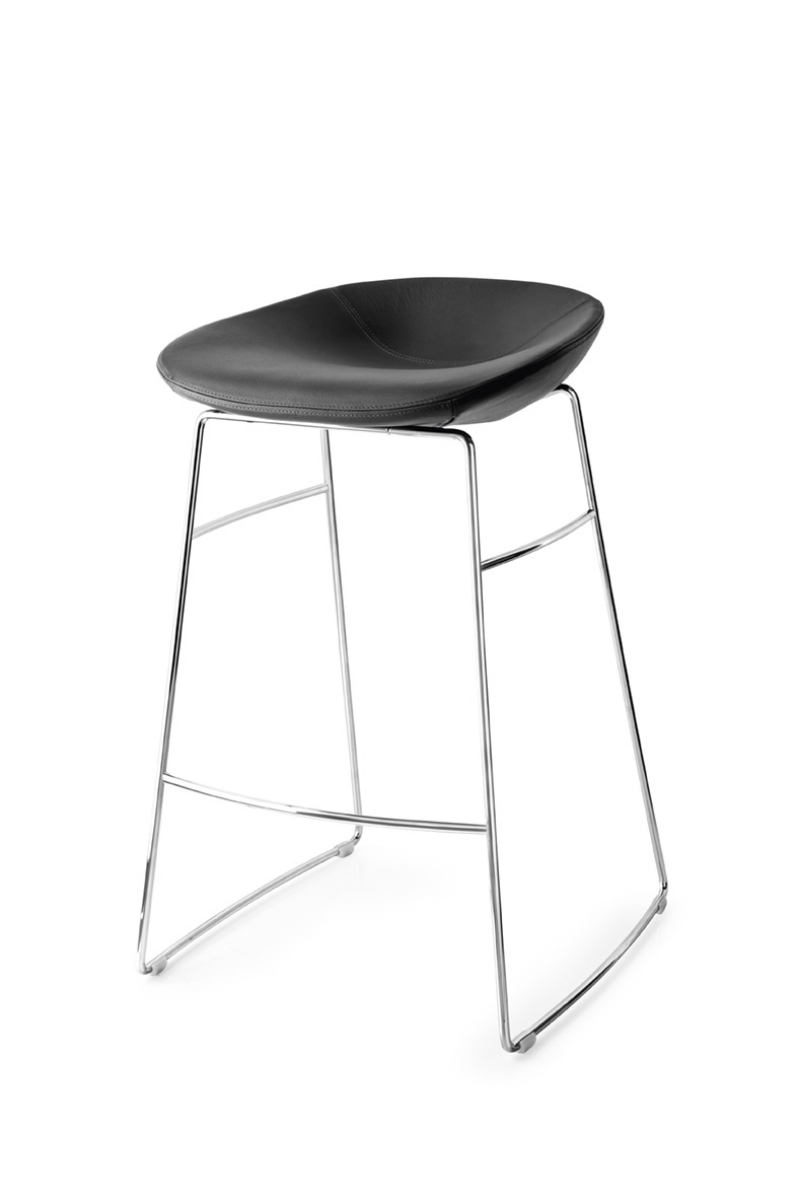 Σκαμπό bar Calligaris Palm χωρίς πλάτη με επενδυμένο κάθισμα και μεταλλική βάση, Adamopoulos Casaideale , Aθήνα