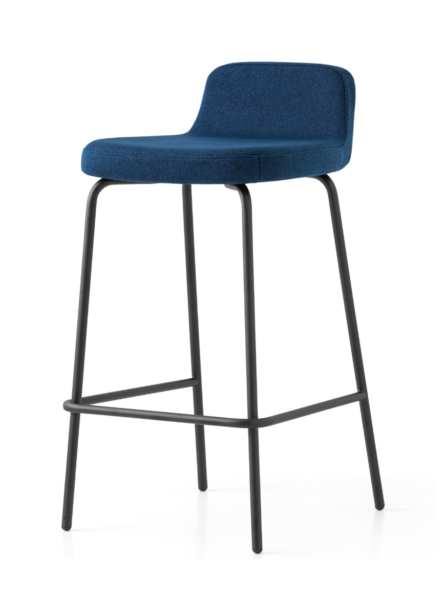 Σκαμπό μπαρ Riley Soft 4  Connubia με χαμηλή πλάτη και τεχνόδερμα ή ύφασμα κάθισμα Adammopoulos Casa Ideale, Αθήνα