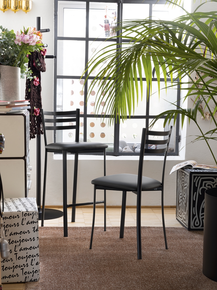 Σκαμπό κουζίνας ACE Connubia by Calligaris με μεταλλική βάση – Adamopoulos Casa Ideale Αθήνα