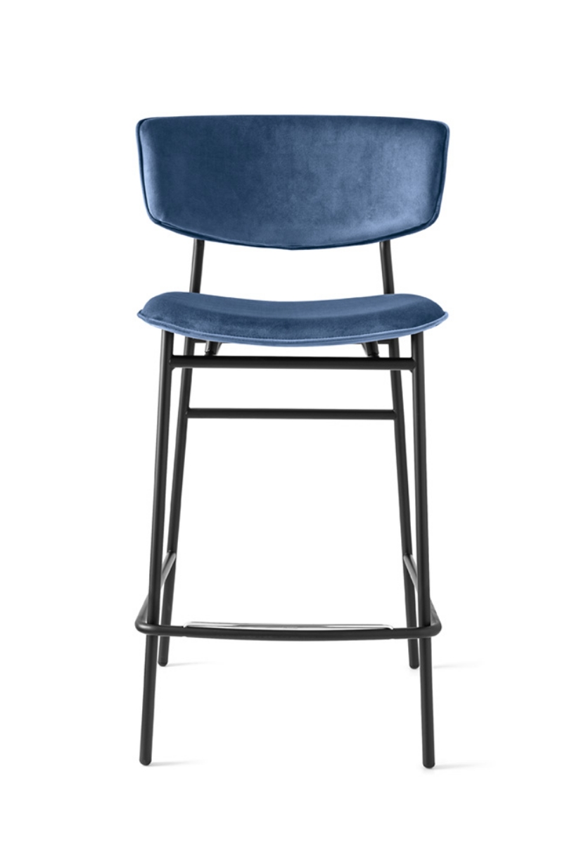 Σκαμπό bar Calligaris Fifties με μεταλλικά πόδια και άνετη πλάτη ύφασμα ή δέρμα Αθήνα Adamopoulos Casa Ideale