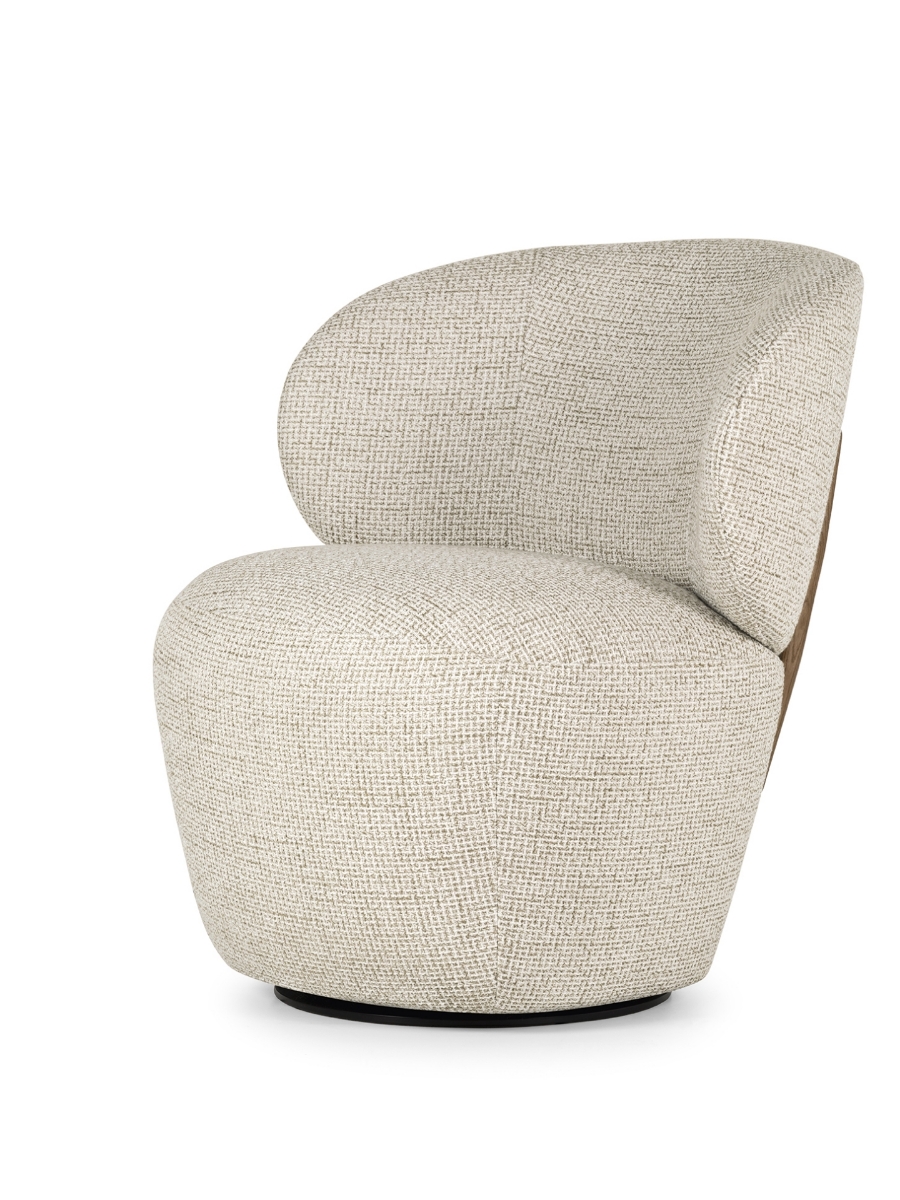 Πλάγια-πίσω λεπτομέρεια lounge πολυθρόνας Mara Mid Calligaris σε κρεμ μπουκλέ με ξύλινο πλαϊνό στοιχείο και περιστρεφόμενη βάση - Adamopoulos Casa Ideale, Αθήνα