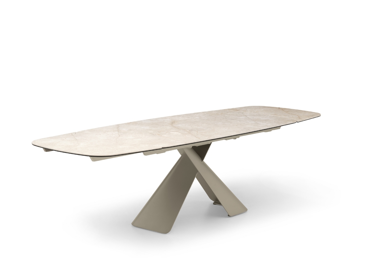 Τραπέζι τραπεζαρίας οβάλ Calligaris Axiom επεκτεινόμενο κλειστό — cream κεραμική επιφάνεια, μεταλλική βάση X