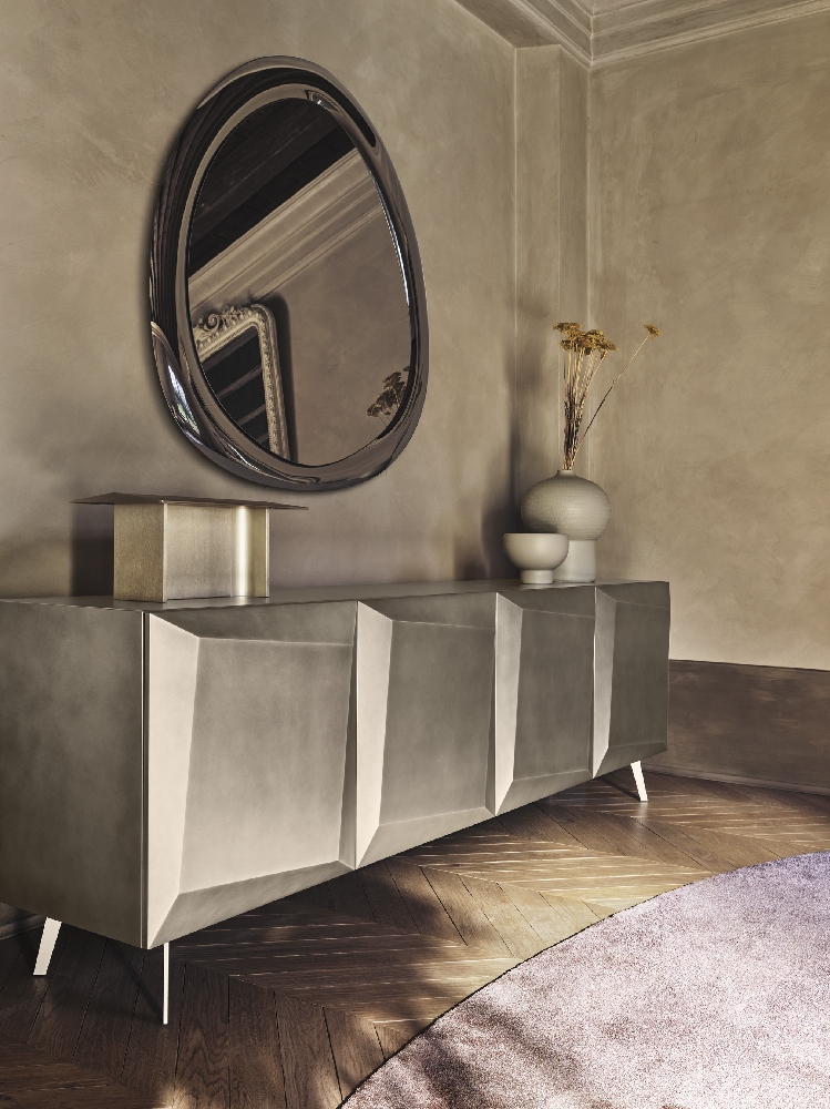 Μπουφές Alterego Calligaris με κεραμική επιφάνεια και μοντέρνα πόδια