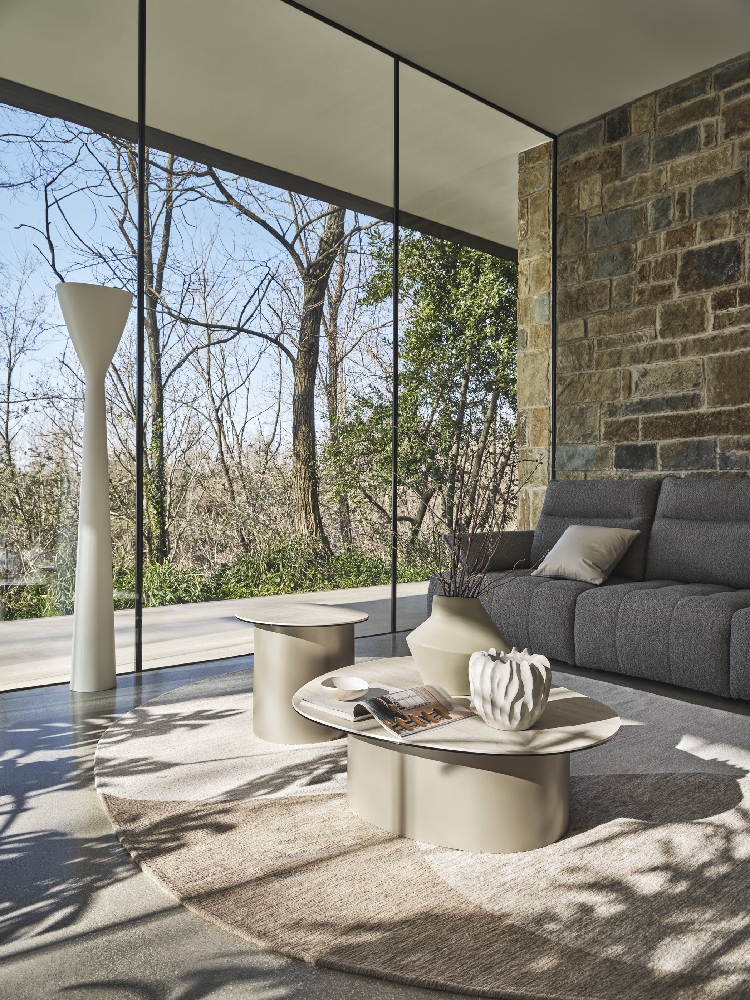 calligaris sofa and living room furniture greece