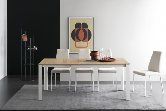 Duca τραπέζι με ξύλο ή κρύσταλλο και τέσσερα μεταλλικά πόδια Calligaris